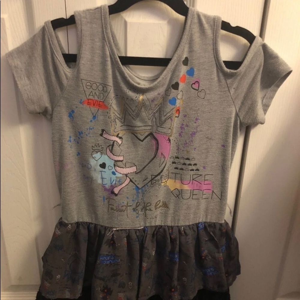 Disney Descendants 2 dress- RARE